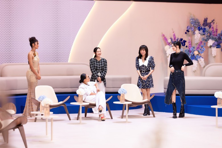 Sau khi ly h&ocirc;n với thiếu gia, Diệp L&acirc;m Anh xuất hiện tại tập 1 Chị đẹp đạp gi&oacute; rẽ s&oacute;ng - Ảnh 2.