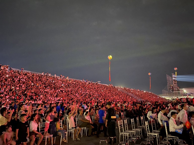 “Quảng Ninh trở thành một trong những tỉnh đi đầu cả nước trong công cuộc đổi mới” - Ảnh 3. “Quảng Ninh trở thành một trong những tỉnh đi đầu cả nước trong công cuộc đổi mới” - Ảnh 3.