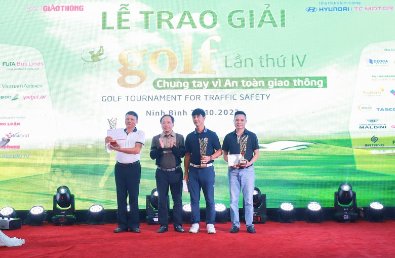 Golfer Nguyễn Hồng Hải v&ocirc; địch Giải Golf Chung tay v&igrave; ATGT 2023- Ảnh 5.