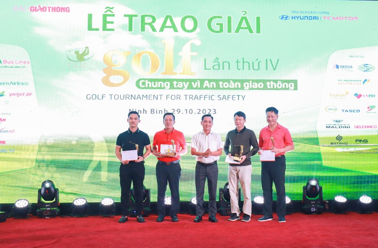 Golfer Nguyễn Hồng Hải v&ocirc; địch Giải Golf Chung tay v&igrave; ATGT 2023- Ảnh 8.