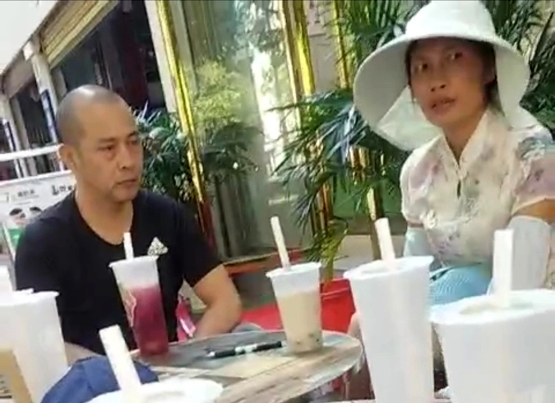 Chủ h&agrave;ng bị siết nợ, chủ xe l&acirc;m cảnh lao đao  - Ảnh 2.