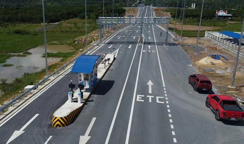 Cần g&igrave; để thu ph&iacute; kh&ocirc;ng dừng bỏ barie?  - Ảnh 1.