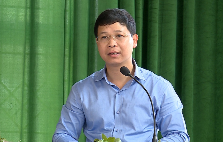 Từ chuyện bằng cấp giả, thăng tiến thật - Ảnh 1.