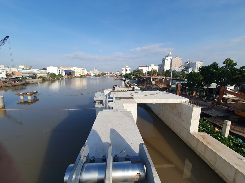 Đ&oacute;ng cống trăm tỷ, Cần Thơ ngăn được triều cường tr&agrave;n v&agrave;o nội &ocirc; th&agrave;nh phố - Ảnh 3.