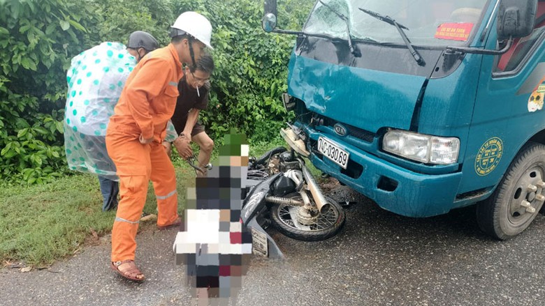 Tin tức tai nạn giao th&ocirc;ng mới nhất ng&agrave;y h&ocirc;m nay 4/10/2023 - Ảnh 1.