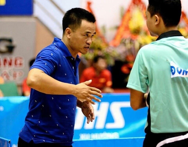 2 HLV trong vụ VĐV đội tuyển b&oacute;ng b&agrave;n quốc gia k&ecirc;u đ&oacute;i mất chức  - Ảnh 1.