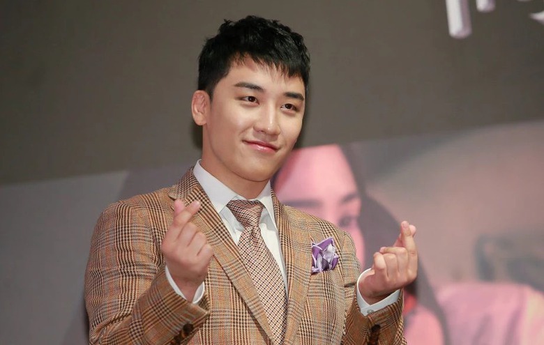 "Hung thần" Dispatch vạch trần việc Seungri bắt c&aacute; hai tay sau khi ra t&ugrave; - Ảnh 1.