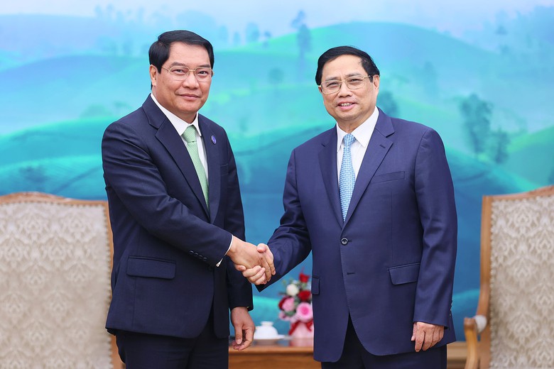 Thủ tướng: Tập trung th&uacute;c đẩy tuyến đường bộ cao tốc H&agrave; Nội-Vientiane (L&agrave;o) - Ảnh 1.