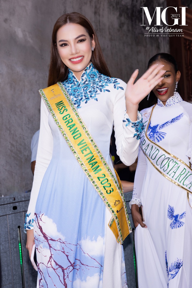 L&ecirc; Ho&agrave;ng Phương c&ugrave;ng d&agrave;n th&iacute; sinh Miss Grand International duy&ecirc;n d&aacute;ng trong t&agrave; &aacute;o d&agrave;i - Ảnh 9.