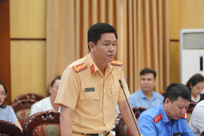 Xử l&yacute; tr&aacute;ch nhiệm người đứng đầu nếu để lấn chiếm h&agrave;nh lang đường bộ - Ảnh 4.