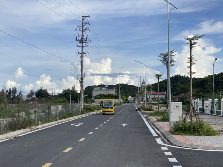 Quảng Ninh: Giao th&ocirc;ng k&eacute;o n&ocirc;ng th&ocirc;n, miền n&uacute;i tiến bước c&ugrave;ng th&agrave;nh thị, miền xu&ocirc;i - Ảnh 3.