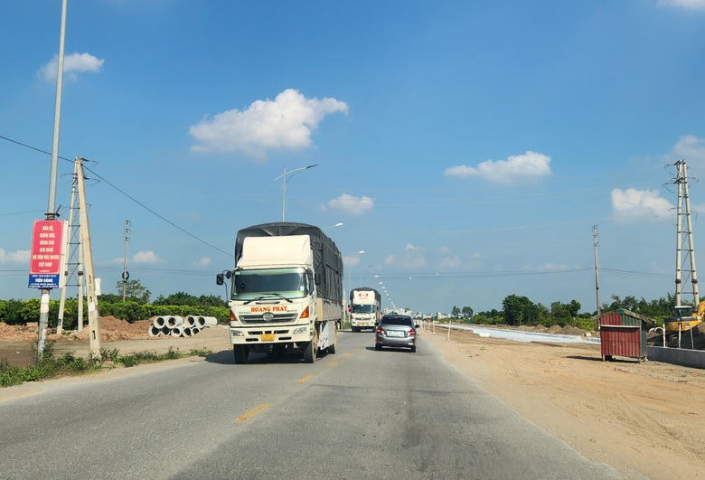 Hưng Y&ecirc;n: Tai nạn giao th&ocirc;ng tăng ch&oacute;ng mặt, lực lượng chức năng ở đ&acirc;u? - Ảnh 4.