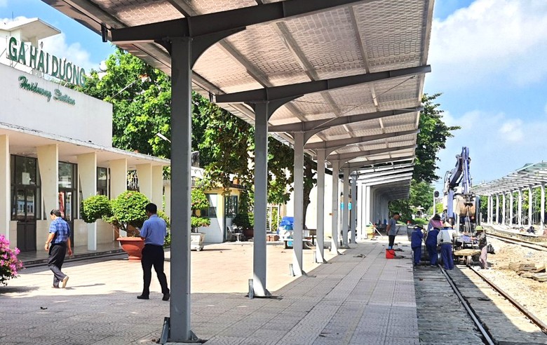 Th&aacute;ng 10 sẽ ho&agrave;n th&agrave;nh 4/7 ga dự &aacute;n cải tạo c&aacute;c ga đường sắt ph&iacute;a Bắc - Ảnh 1.