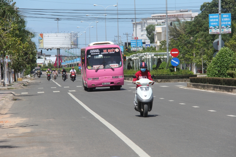 B&igrave;nh Thuận: N&acirc;ng cấp, mở rộng tuyến đường cửa ng&otilde; Phan Thiết đi Mũi N&eacute; - Ảnh 1.