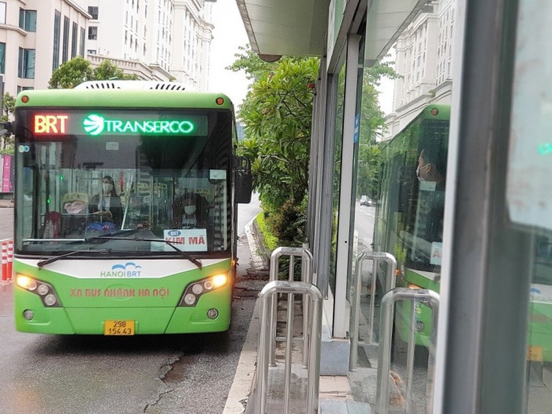 Hơn 357 triệu h&agrave;nh kh&aacute;ch sử dụng vận tải h&agrave;nh kh&aacute;ch c&ocirc;ng cộng ở H&agrave; Nội - Ảnh 1.