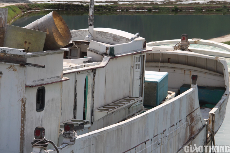 Khi n&agrave;o di dời c&aacute;c x&aacute;c t&agrave;u mắc cạn &aacute;n ngữ trước &acirc;u thuyền tr&aacute;nh tr&uacute; b&atilde;o?  - Ảnh 3.