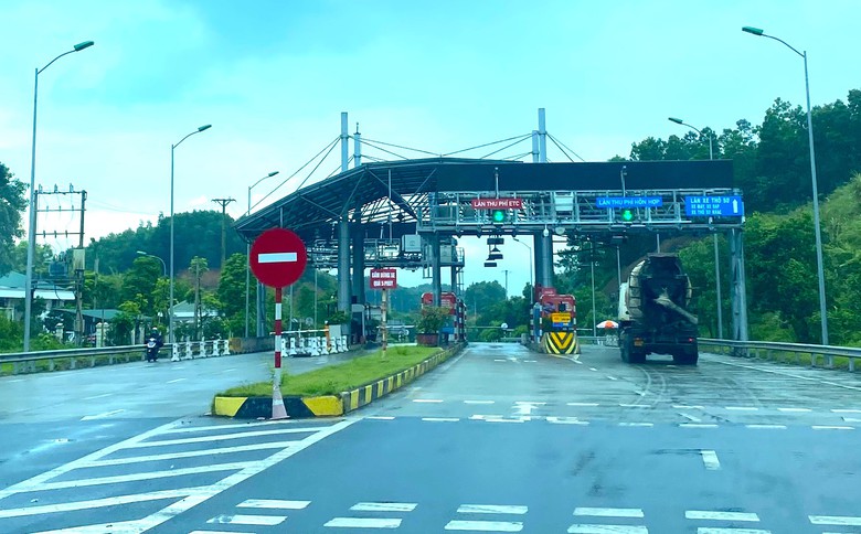 Ch&iacute;nh phủ b&aacute;o c&aacute;o Quốc hội về xử l&yacute; 8 dự &aacute;n BOT gặp kh&oacute; - Ảnh 1.