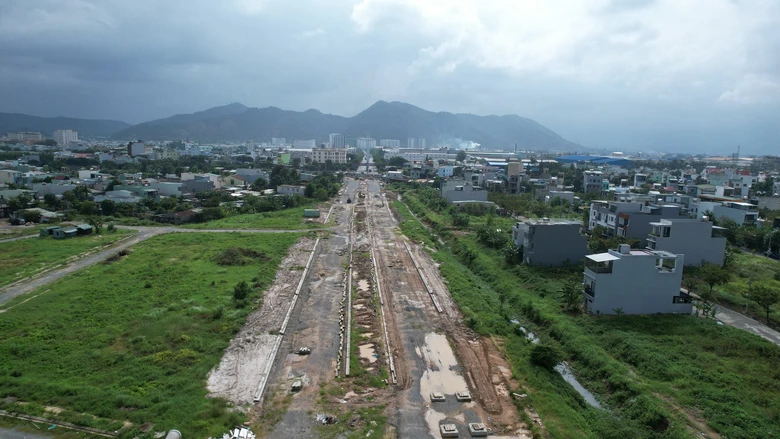 &Igrave; ạch GPMB, dự &aacute;n trục I T&acirc;y Bắc Đ&agrave; Nẵng nham nhở - Ảnh 1.