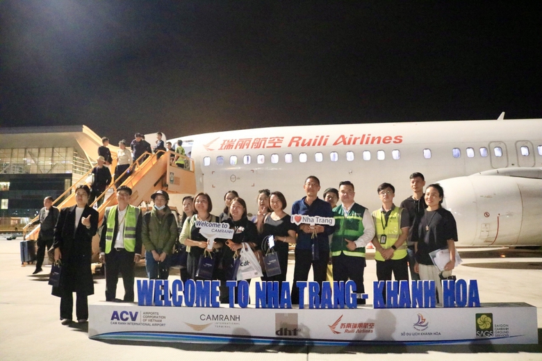 Th&ecirc;m một đường bay được mở từ Trung Quốc đến Kh&aacute;nh H&ograve;a - Ảnh 1.