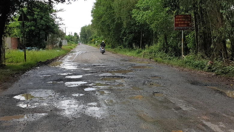 Quốc lộ N1 qua Ki&ecirc;n Giang xuống cấp sau 20 năm sử dụng - Ảnh 1.