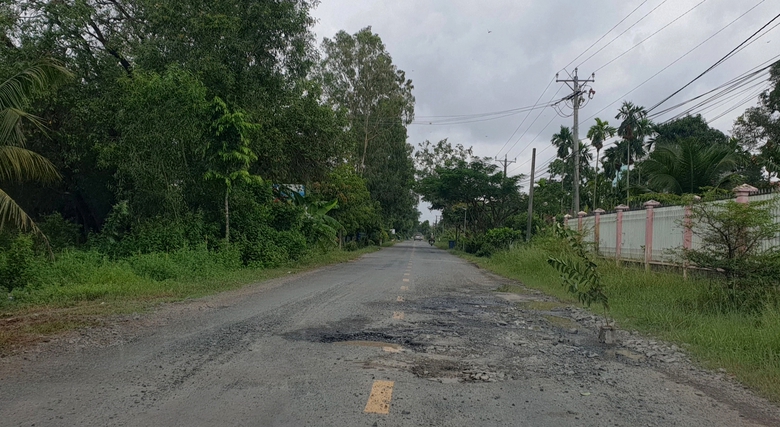 Quốc lộ N1 qua Ki&ecirc;n Giang xuống cấp sau 20 năm sử dụng - Ảnh 7.