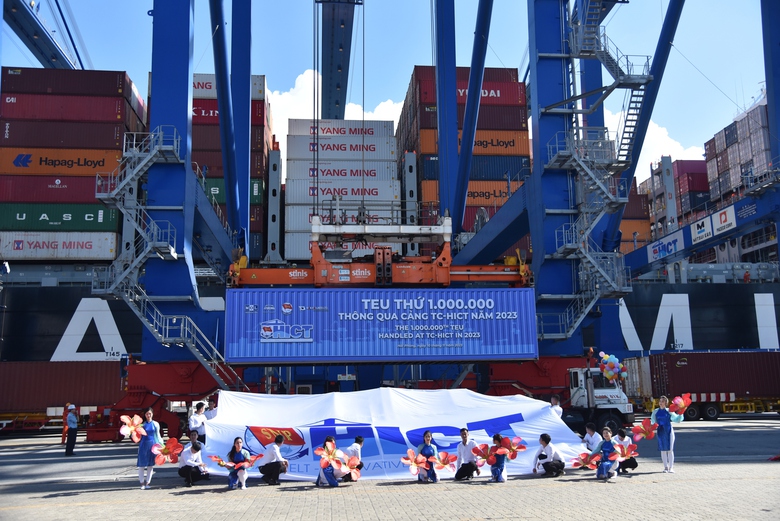 Hải Ph&ograve;ng: Cảng T&acirc;n Vũ HITC Đ&oacute;n TEU thứ 1 triệu  - Ảnh 1.