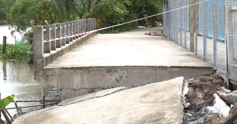 B&iacute; thư Cần Thơ: Nhanh ch&oacute;ng khắc phục những điểm sạt lở l&agrave;m mất đường giao th&ocirc;ng - Ảnh 3.