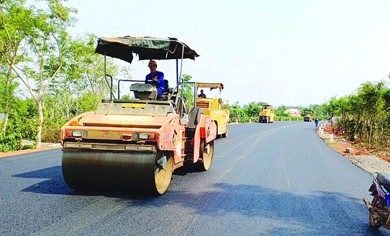 Nghiên cứu phương án bổ sung vốn cho dự án đường Hồ Chí Minh đoạn tránh qua Gia Lai - Ảnh 1. Nghiên cứu phương án bổ sung vốn cho dự án đường Hồ Chí Minh đoạn tránh qua Gia Lai - Ảnh 1.