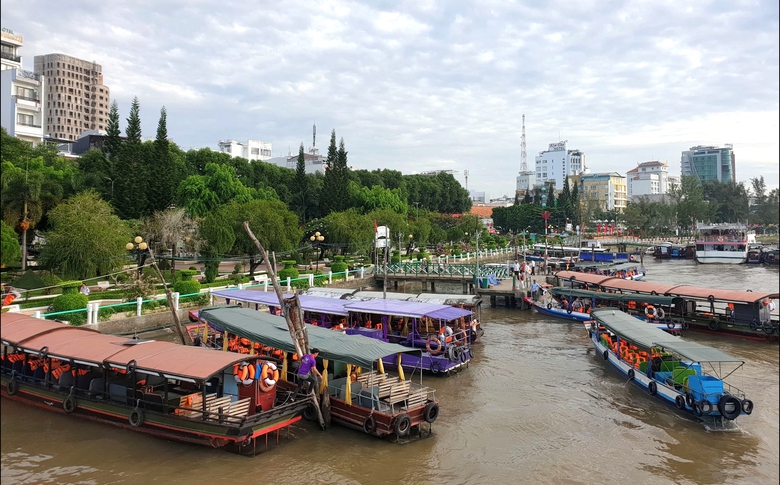 Cần Thơ: Gần15 tỷ đồng cải tạo hơn 300m bến Ninh Kiều - Ảnh 1.