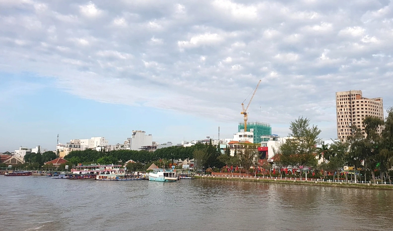 Cần Thơ: Gần15 tỷ đồng cải tạo hơn 300m bến Ninh Kiều - Ảnh 5.