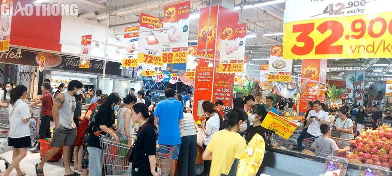 VCCI nêu loạt bất cập khi xuất hóa đơn theo từng lần mua hàng - Ảnh 1. VCCI nêu loạt bất cập khi xuất hóa đơn theo từng lần mua hàng - Ảnh 1.