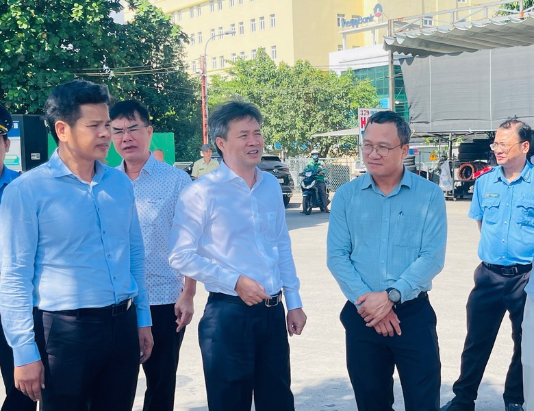 Kiểm tra thực tế để xử l&yacute; c&aacute;c điểm đen tai nạn giao th&ocirc;ng ở Đồng Nai - Ảnh 1.