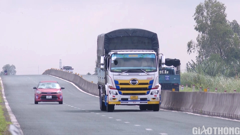 Thu lại h&agrave;ng trăm triệu đồng tiền bồi thường dự &aacute;n đường bộ Lộ Tẻ - Rạch Sỏi - Ảnh 2.