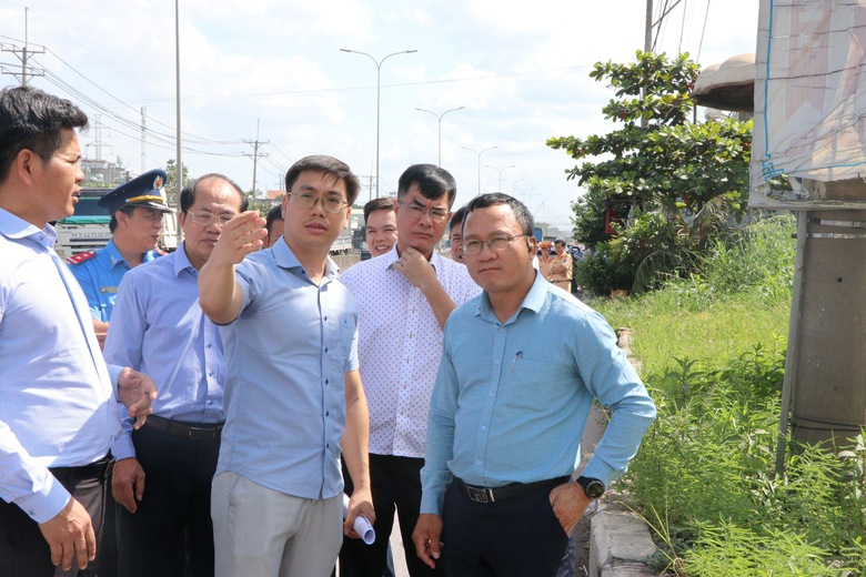 Lượng xe qua Đồng Nai lớn n&ecirc;n nguy cơ xảy ra tai nạn ở mức cao - Ảnh 3.