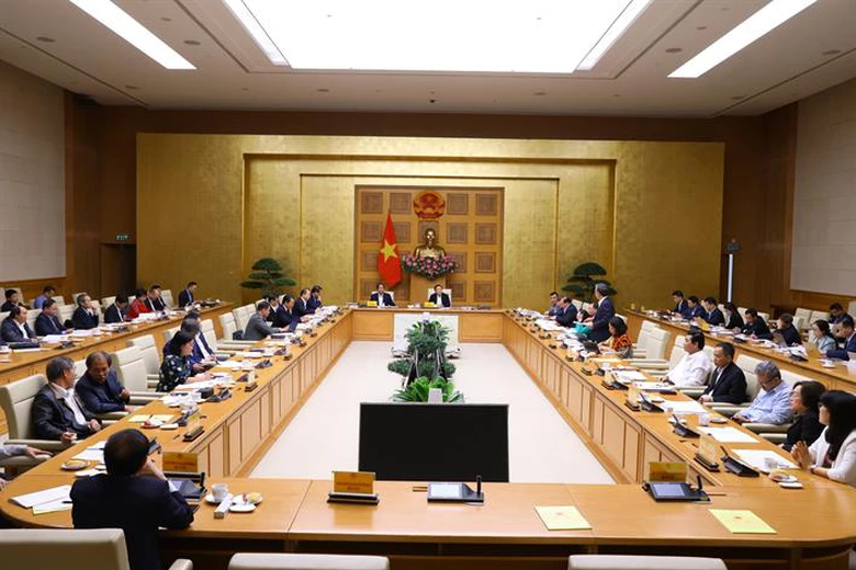 Hội đồng Quốc gia Gi&aacute;o dục chọn phương &aacute;n thi tốt nghiệp 2025 với 2 m&ocirc;n bắt buộc - Ảnh 2.