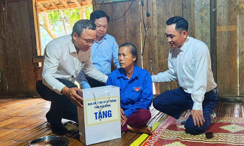 Chia sẻ nỗi đau với gia đ&igrave;nh nạn nh&acirc;n tai nạn, b&agrave;i học cảnh tỉnh cho người đang sống - Ảnh 2.