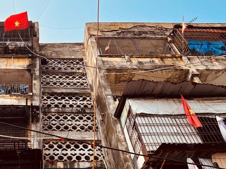 Hải Ph&ograve;ng: Y&ecirc;u cầu th&aacute;o dỡ hết "chuồng cọp" chung cư trước năm 2024 - Ảnh 2.