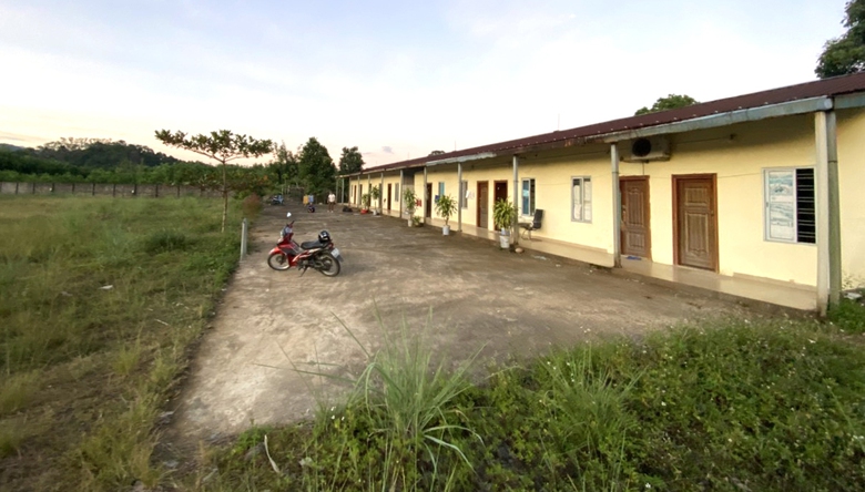 Quảng Ninh: L&atilde;ng ph&iacute; điểm xuất h&agrave;ng th&agrave;nh b&atilde;i hoang v&ugrave;ng bi&ecirc;n - Ảnh 1.