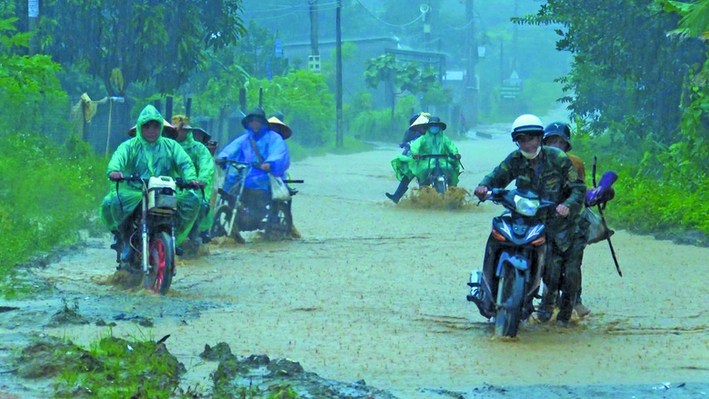 Kon Tum: Những “con đường đau khổ” chờ kinh phí sửa chữa - Ảnh 1. Kon Tum: Những “con đường đau khổ” chờ kinh phí sửa chữa - Ảnh 1.