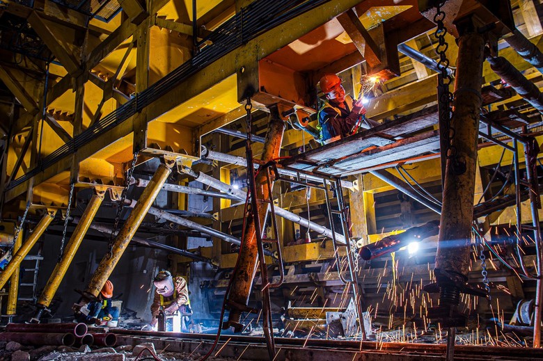 Ng&agrave;y đ&ecirc;m thi c&ocirc;ng đưa cao tốc Cam L&acirc;m - Vĩnh Hảo về đ&iacute;ch - Ảnh 7.