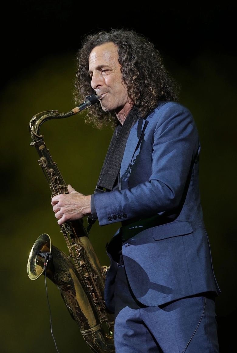 Th&ocirc;i mi&ecirc;n hơn 4.000 kh&aacute;n giả bằng tiếng k&egrave;n huyền thoại, Kenny G chuy&ecirc;n trở k&yacute; ức ngọt lịm - Ảnh 6.