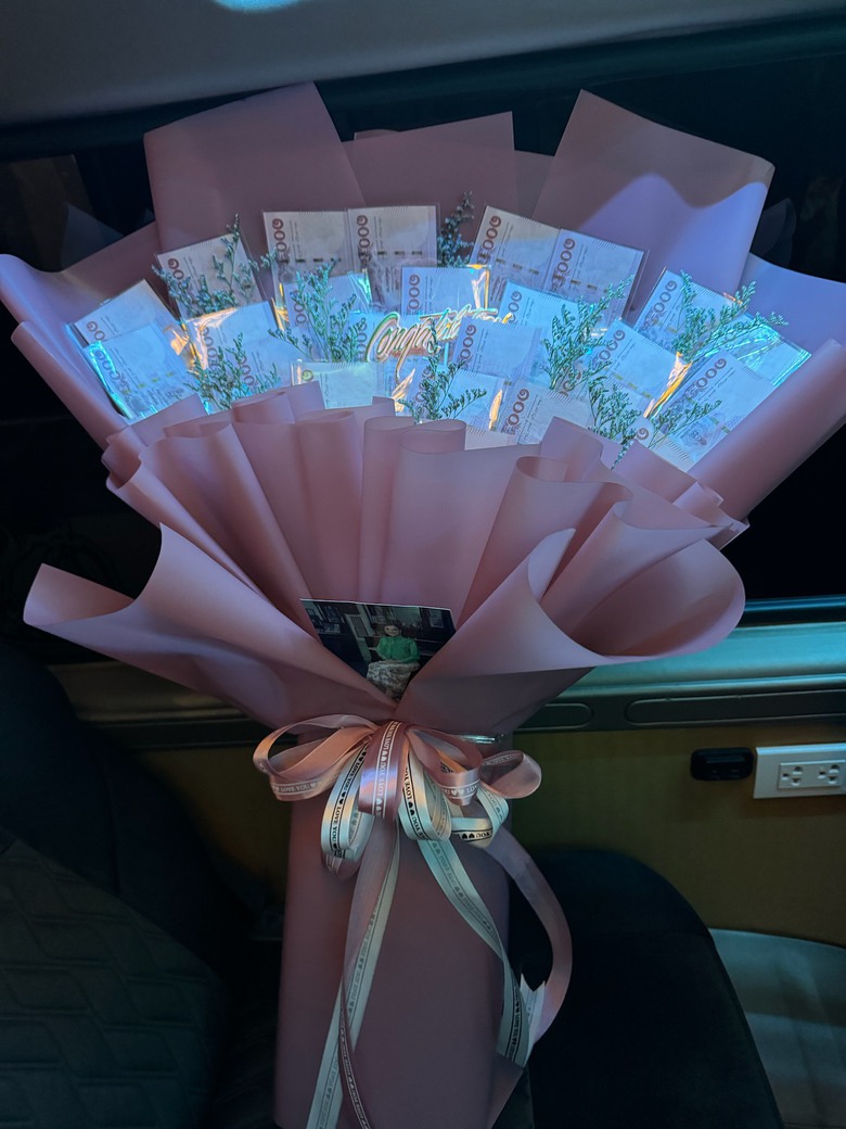 Lê Hoàng Phương khiến fan Thái "phát sốt" vì khả năng trình diễn bikini - Ảnh 10. Lê Hoàng Phương khiến fan Thái "phát sốt" vì khả năng trình diễn bikini - Ảnh 10.