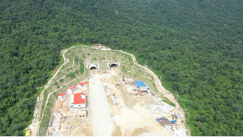 Ng&agrave;y đ&ecirc;m thi c&ocirc;ng đưa cao tốc Cam L&acirc;m - Vĩnh Hảo về đ&iacute;ch - Ảnh 14.