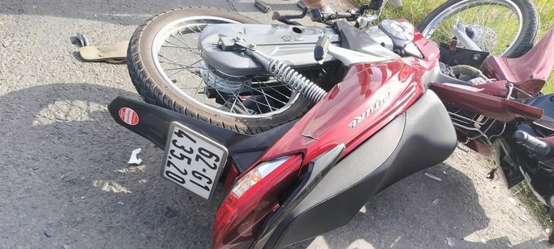 Hai xe m&aacute;y t&ocirc;ng nhau, c&ocirc; g&aacute;i 16 tuổi tử vong dưới hầm chui cao tốc - Ảnh 1.