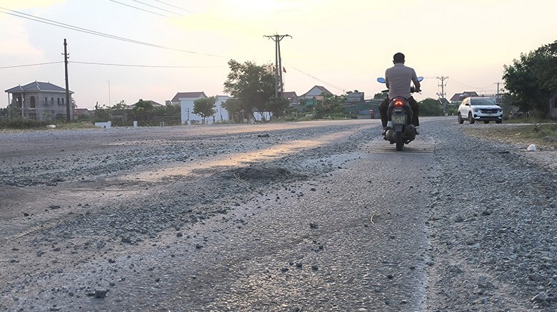 Đường ven biển H&agrave; Tĩnh 2000 tỷ hư hỏng, xuống cấp   - Ảnh 7.