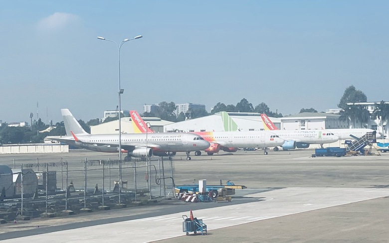 T&acirc;n Sơn Nhất sắp tho&aacute;t cảnh nghẽn đường lăn, s&acirc;n đỗ nhờ 