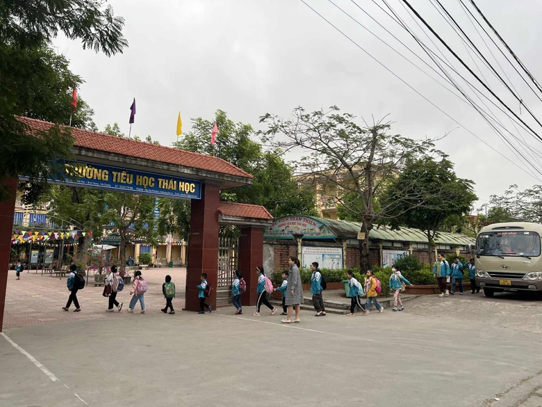 Hải Dương: Ph&aacute;t huy hiệu quả &ldquo;cổng trường an to&agrave;n giao th&ocirc;ng&rdquo; - Ảnh 2.