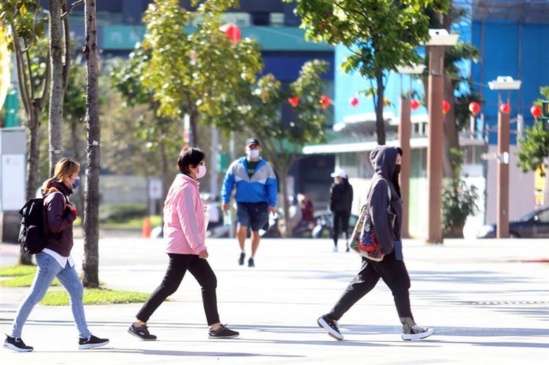 Đ&agrave;i Loan: Th&ocirc;ng qua dự luật sửa đổi đảm bảo an to&agrave;n giao th&ocirc;ng cho người đi bộ - Ảnh 1.