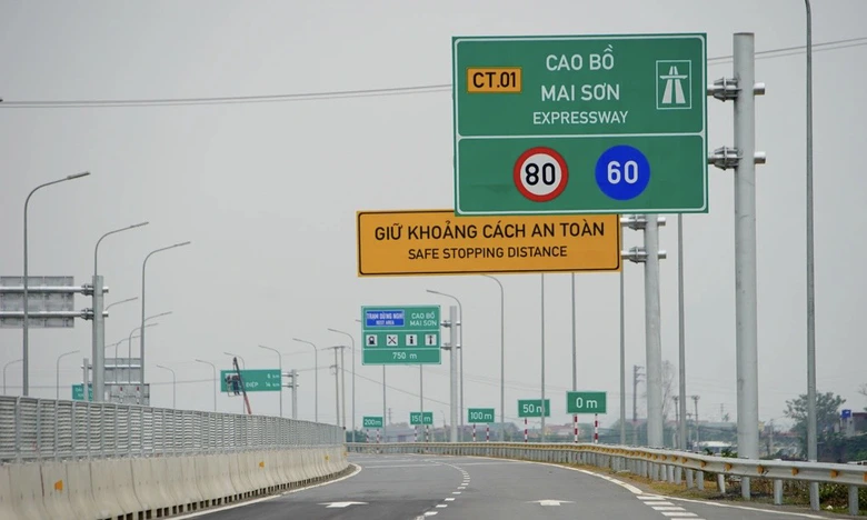 Bộ GTVT giao đầu mối nghi&ecirc;n cứu chủ trương mở rộng cao tốc Cao Bồ - Mai Sơn - Ảnh 1.
