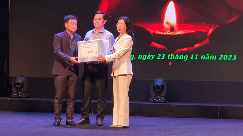 Ban ATGT TP.Hải Ph&ograve;ng: Tưởng nhớ người đi v&igrave; người ở lại  - Ảnh 2.